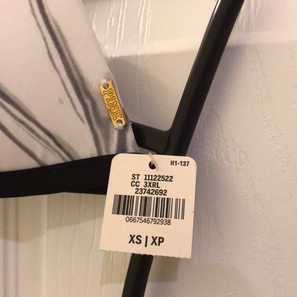 Top only 💖VS PINK Bikini Triangle Halter - Picture 4 of 6